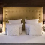 Coeur De Hotel