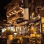 Hotel Coeur De 4*
